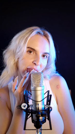 The Sounds of Girls on Instagram: "Link of my social in bio💓 #thesoundsofgirls #asmr #asmrsleep #asmrmouthsounds #shorts"