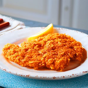 Voici comment réussir la meilleure escalope panée #food #recette #schnitzel #bonap -2 escalopes de veau de 160 g chacune -Sel et poivre -80 g de farine -2 œufs -150 g de chapelure -150 g de beurre clarifié -1 citron | Bon Ap’