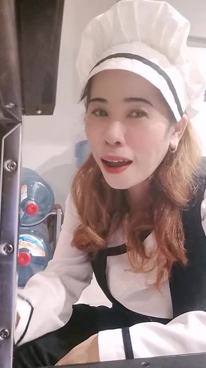 Dalawang pasko nalang ang bubunuin ko, after 15 years daw sa abroad may makukuha daw na Pension ang mga OFW sa gobyerno natin, pag naka 15 years ka.Kaya laban lang mga ka OFW's ♥️🙏 | Mitchilen Arangote Acot