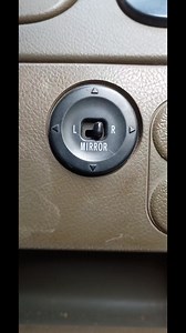 Mirror setting car ke andar Se aap kar sakte ho yah switch aapke stering ke theek samne mein lagi Hui rahti hai #reels #viralreelsfacebook #ytshorts #facebookviral #facebookreelsviral #viralvideos #trendingreelsvideo | Vipin Kumar