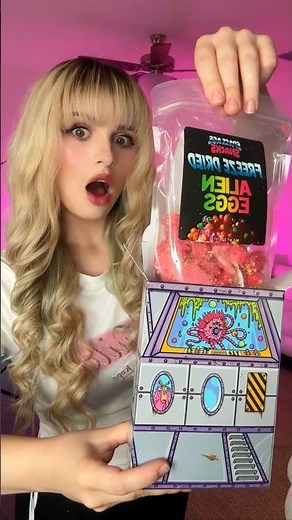 I stumbled across ALIEN EGGS!! 👽🚀😱 *Space Food*