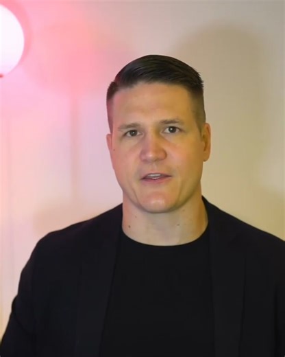 62K views · 1.2K reactions | CO-PARENTING means both parents share EQUAL responsibility for their kids. Some of you don’t have a co-parent, you just have another parent who’s kept in the loop. If they’re not showing up to doctor’s appointments, extracurriculars, sports practices, or taking the kids at least half the time, they are NOT co-parenting. | Matthew Coast | Facebook