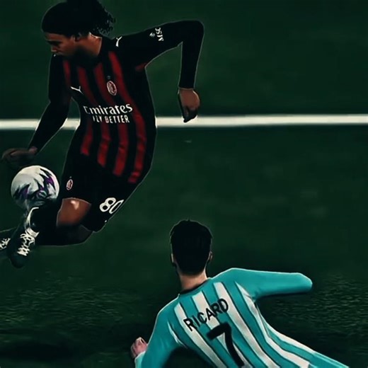 NO ONE IN THIS PACK TOUCHES RONALDINHO 💀🔥