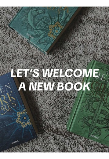 mini book haul of a massive book 💚 #bookunboxing #bookseriesrecs #danielleljensen #darkshoresseries #gildedserpent