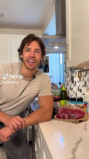 Flank Steak Salad Recipe: Quick & Delicious Meal