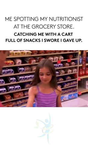 Me vs. My Nutritionist at the Grocery Store 🛒👀 #shorts #meme #funny #foodshorts #fun