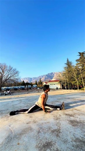 Unlock Flexibility in Martial Arts: Master the Split