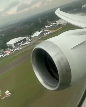 305K views · 6.5K reactions | 76000 take-off thrust - GEnx - 1B - Saudia Boeing 787 - 10 #GenX #aviation #boeing #planespotting | RVA Aviation | Facebook