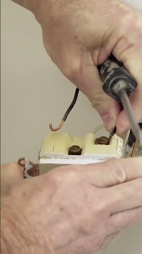 Quick Tips To Spot Home Electrical Hazards