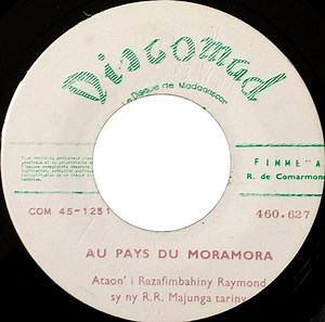 Razafimbahiny Raymond Sy Ny R.R. Majunga - Au Pays Du Moramora