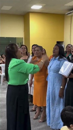 eita! pentecostal que exalta ao Senhor