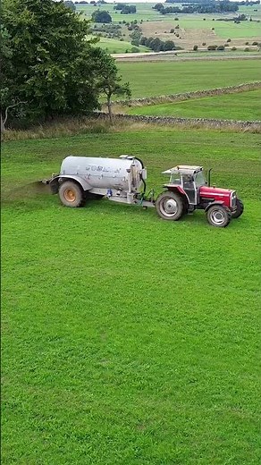 Massey Ferguson 399 doin bits #masseyferguson #slurry #mf399 #masseyferguson399