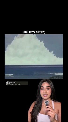 The U.S. Detonated a Nuclear Bomb Beneath the Ocean and Created This Tower of Water in 1958