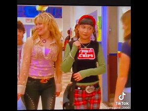 "Best Dressed for Much Less" #lizziemcguire #disney #disneychannel #hilaryduff #tv #Sing2gether