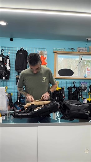Scubapro Hydros Pro 2 unboxing…..with the quieter side of Kevin 😁 #Scubapro #ScubaproHydrosPro #buoyancy #scubagear #underwaterantics #scubadiving | Underwater Antics