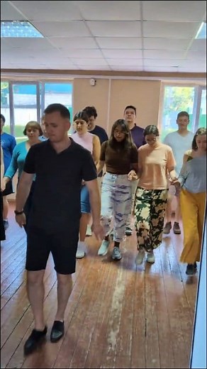 7.1K views · 302 reactions | Dancing into the weekend with Peace Corps  Trainees as they practice traditional Moldovan dance for the Swearing-In performance. #PeaceCorpsMoldova #CulturalExperience #hora | Peace Corps Moldova | Facebook