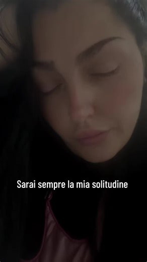 Video di Laura Izzo 👑 (@izzolaura) con Soli E Disperati Nel Mare Meraviglioso - TROPICO