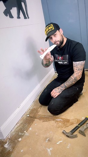 The Home Improvements Channel UK on Instagram: "How To Remove BaseBoard Like A Pro #dıy #doityourself #howto #how #thehomeimprovementschanneluk #reels #homeimprovements"