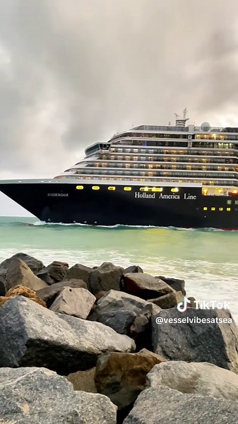 Zuiderdam Cruise Ship Adventure in Choppy Waters
