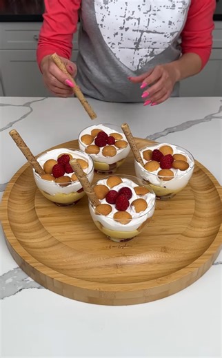 No bake raspberry parfait that tastes fresh