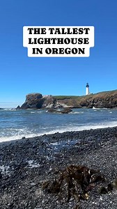 Yaquina Head Lighthouse is such a fun stop on the Oregon coast! #oregoncoast #pnw #pacificnorthwest #oregonexplored | Compass Outdoors