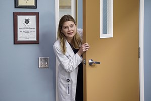 'Grey's Anatomy': Are There Any Real Doctors on the Show?