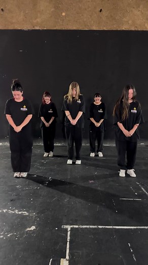 Trabformando en montaje una coreo de @Camila ⚡️ #dancers #choreography #reggaeton #coreografia