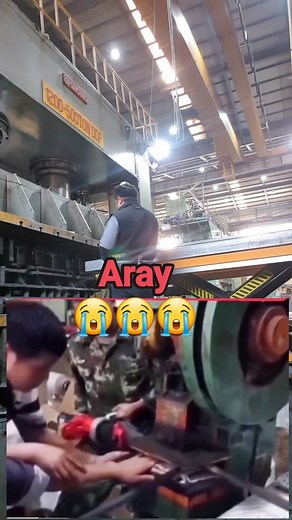 Aray...Press Machine #pressmachine #EPS #EPSFACTORYWORKER #fblifestyletyle #ofwreels #seasonalfarmworker #OFW #southkorea #BuhayOFW | Korikong tv