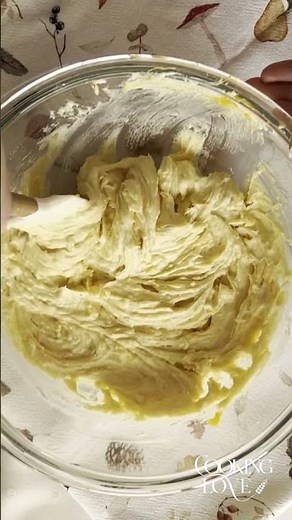 Easy Pumpkin Cake Recipe 🍂 | Quick, Fluffy & Full of Fall Flavor!