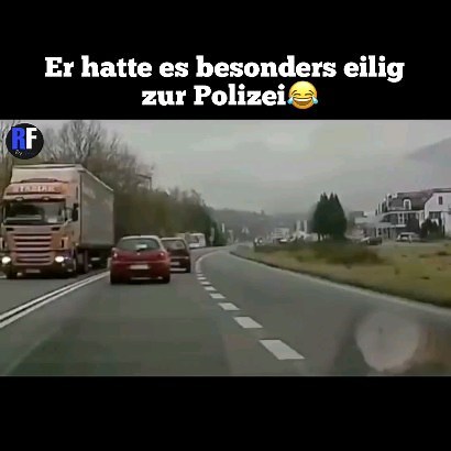 Rap Fokus on Instagram: "Markiert eure Freunde 😂 ————————— Für mehr folgt @rap.fokus 💯"