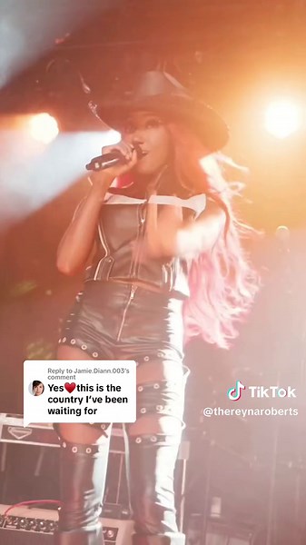 Country Red Singer Reyna Roberts: Louisiana's Rising Country Star