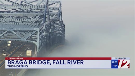 Friday morning fog covers Braga Bridge