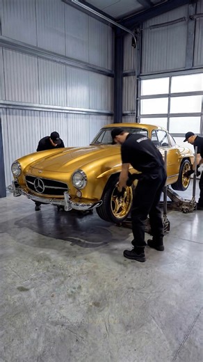 Mercedes 300SL Restoration From Rust to Refined Finish | DIY & Crafts USA