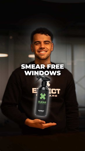 Limpieza efectiva de pantallas multimedia con Clear