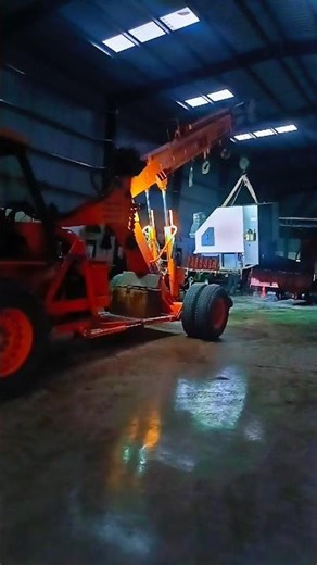 CNC machine unloading #mkcraneservice