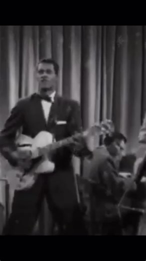 MissMissyPhillly🎼🎹🎸 on Instagram: "Run Rudolph Run - Chuck Berry 1958 “Run Rudolph Run” is a Christmas song written by Chuck Berry but credited to #JohnnyMarks and M. Brodie due to Marks’s trademark on the character of Rudolph the Red-Nosed Reindeer. It was published by St. Nicholas Music and was first recorded by Berry in 1958, released as a single on Chess Records. #chuckberry #runrunroudolph #rudolphtherednosedreindeer #rockabilly #christmasmusic #oldies #1950s #vintage #rocknroll #christm