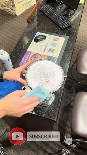 Mirror Cleaning So Satisfying It Should Be Illegal