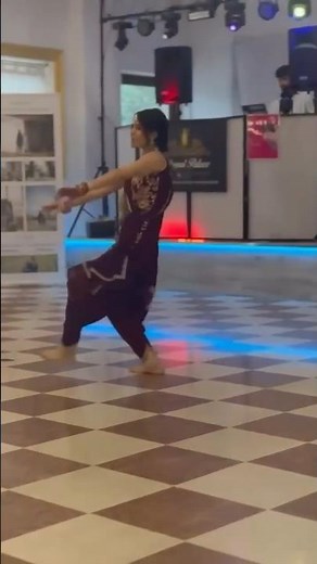 Tu kadi punjaban je tenu nachna ni Aunda#trendingshorts #viralvideo #latestpunjabisongs🔥#song #like