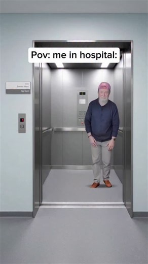 Unknown Jexx on Instagram: "日本利用压电瓷砖将脚步转化为电能。这些瓷砖捕捉来自你脚步的动能。当你行走时，你的重量和动作会对瓷砖产生压力。瓷砖会轻微弯曲，从而产生机械应力。瓷砖内部的压电材料将这种应力转化为电能。每一步都会产生少量电荷，而数百万步结合在一起就能产生足够的电力来驱动 LED 灯、数字显示屏和传感器。在像涩谷车站这样繁忙的地方，每天大约有 240 万个脚步为这一系统作出贡献。这些电能可以被储存或立即使用，从而减少对传统电力来源的依赖，并支持可持续的城市基础设施。这种方法将日常运动转化为实用的可再生能源 #日本 #知识 #事实 #你知道吗 #科技 创新 技术 实验 热门"