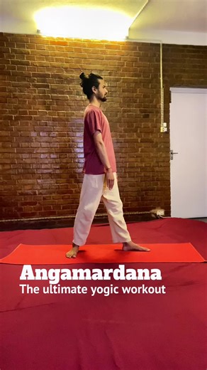 Angamardana: El entrenamiento yoguico definitivo