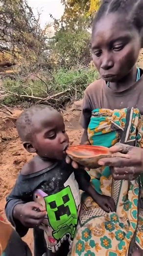 Love and care shine brightest even in the simplest moments.❤️#SimpleLife #MotherAndChild #PureLove