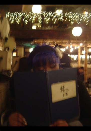 bands in the kill bill restaurant?!! #pengyumengyu #killbill #tokyo #gogoyubari #roppongi