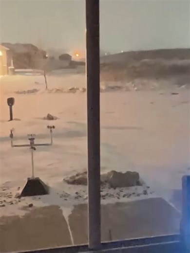 1/3/2026 Hutch's Weather Forecast - Winter Weather Alert Heavy Accumulations Possible. When & Where Here! ⚠️This Video: Hello and happy Saturday everyone! Meteorologist Hutch Johnson joins you with a crucial weather update today detailing incoming snowing and a potential ice storm. This winter storm update includes an hour-by-hour weather forecast and a look at potential accumulation. Stay informed with the latest