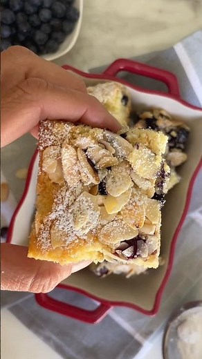 Blueberry Almond Cake - Easy Recipe
