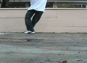 Crip Walk - Alchetron, The Free Social Encyclopedia