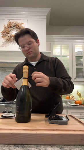 234K views | Treat yourself to a fresh look and fast service. Eyeglass World has the styles you love and same-day glasses when you book your eye exam. Yes, really. ✨ | Eyeglass World | Facebook