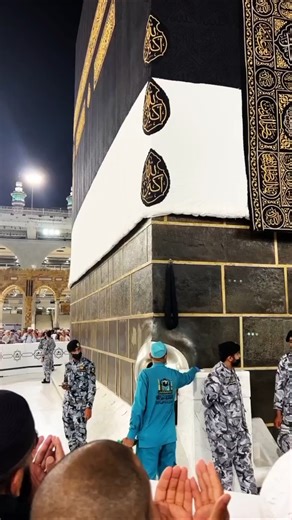 Kaaba e Mushrafa #makkah #kaaba #kaaba #harammakkah ‪@learnmahmood1126‬
