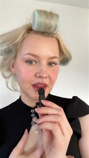 noszesztuke on Instagram: "Top Samantha!!! Try on with @mkuklinska__ #noszesztuke"