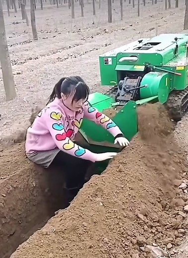 Chinese Trench digging Machine at work! #construction #drainage #buiding #china #engineering #engineer #machine #fyp