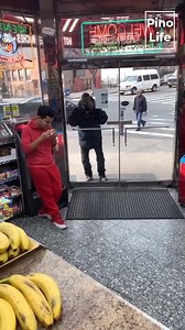 9.1M views · 680K reactions | Ibnu Qayyim rahimahullah berkata, “Andai pemberi sedekah mengetahui bahwa sedekahnya lebih dulu berada di tangan Allah sebelum berada di tangan fakir, niscaya kelezatan saat memberi akan lebih besar daripada kelezatan yang dirasakan oleh fakir (ketika diberi)” [Madaarij as-Saalihin: 1/26] | Habibie Quotes | Facebook